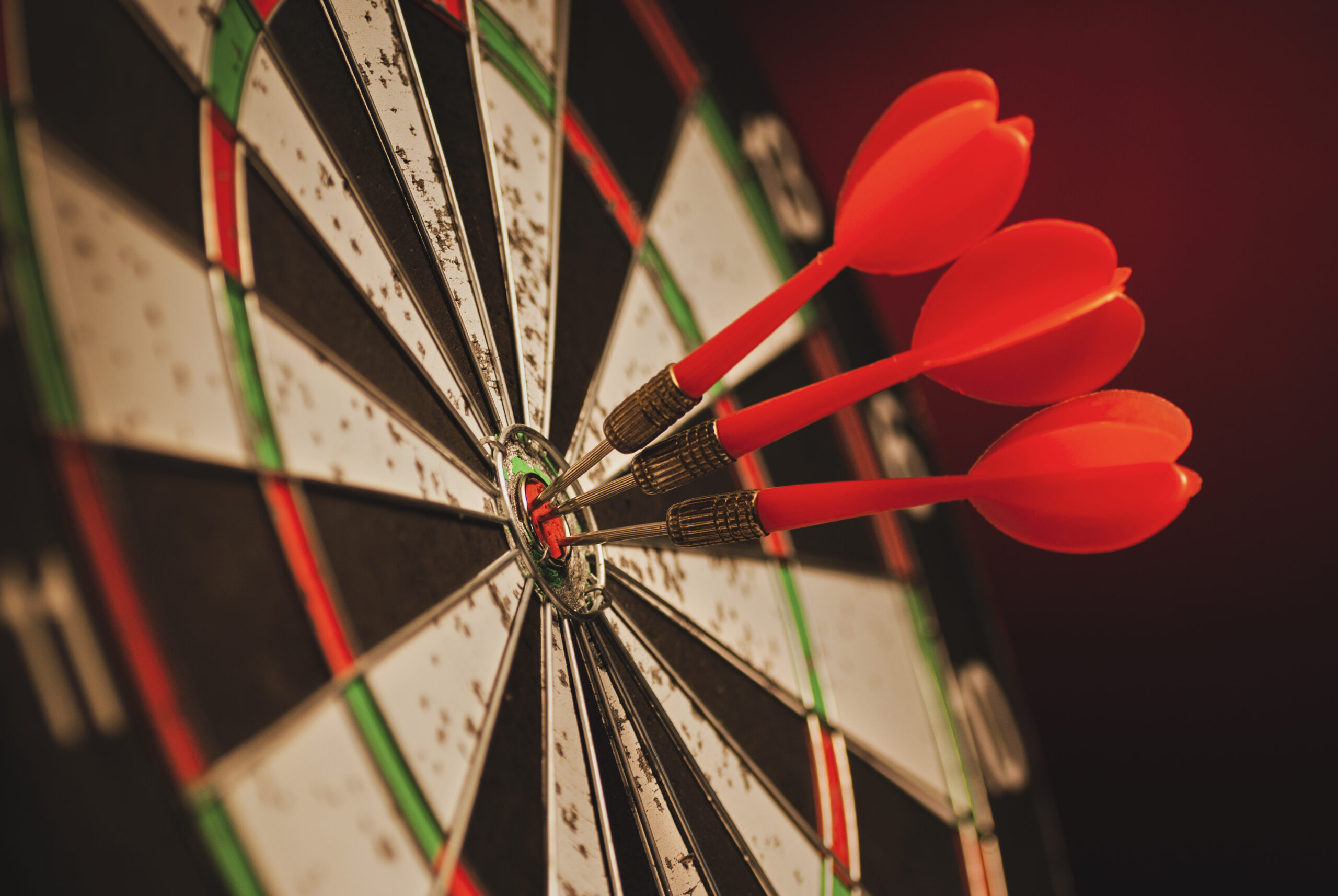 Throwing darts clearance